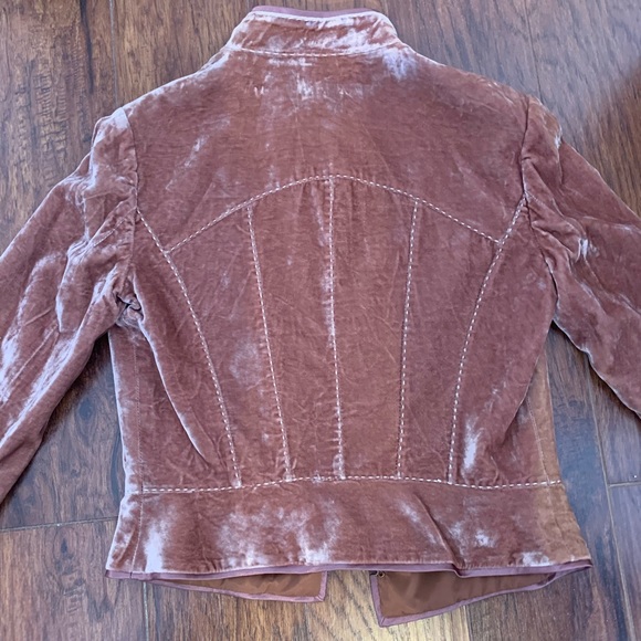 Jacket - Picture 3 of 8